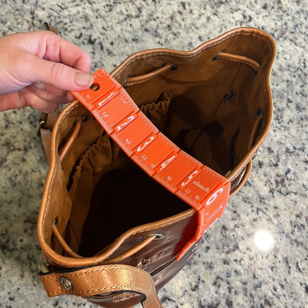 Patricia Nash Bucket Bag - Picture 5 of 5